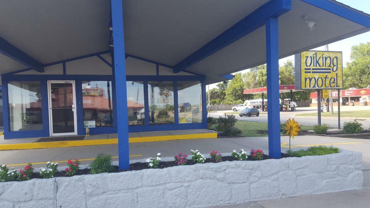 Viking Motel Lindsborg Exterior foto